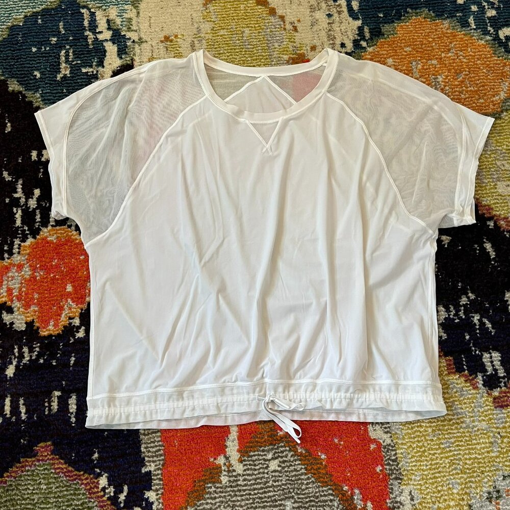 Lululemon Final Count Tee, White, Size 4(?) With … - image 3